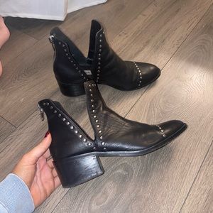 Steve Madden booties